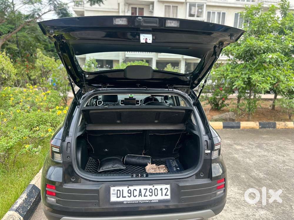Hyundai New Venue 2022 Petrol 42000 Km Driven