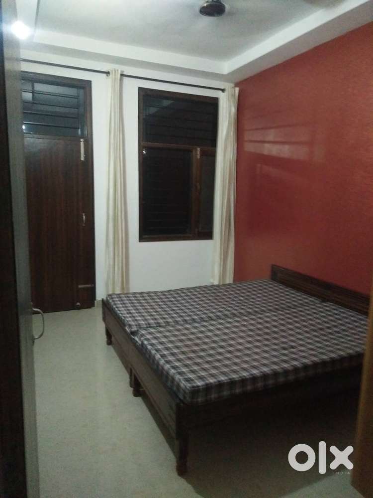 3 BHK fully furnished flat for rent in Kharar