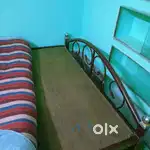 Adjustable queen size Bed