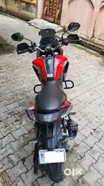 Honda CB 200X BS6