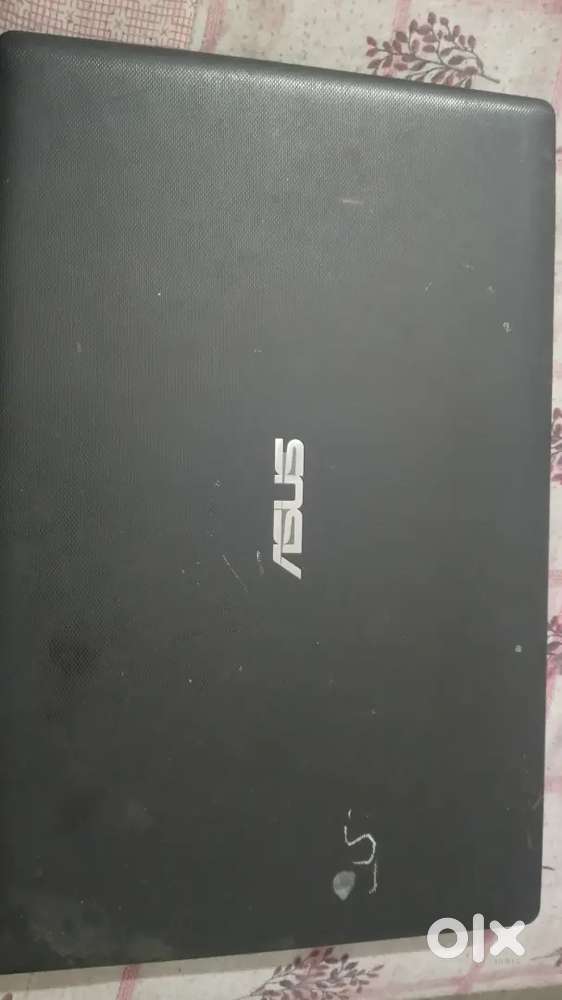 Asus laptop, not working now , sale on scrap value