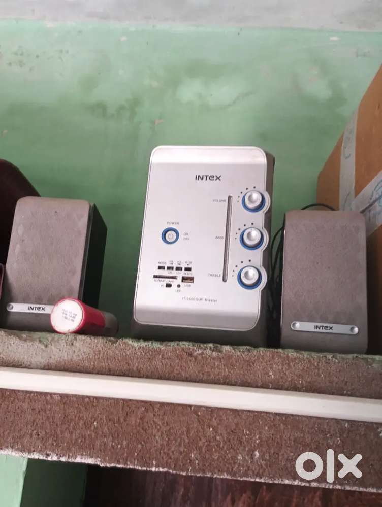 Intex home theater with sub woofer