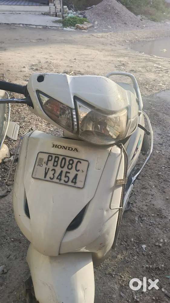 “Well-Maintained [activa] Scooty for Sale – Excellent Condition!”