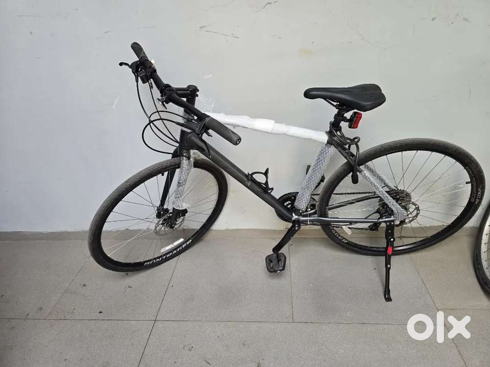 I am sale my new Trek FX 2 very few use