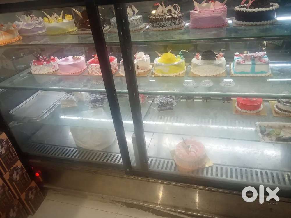 Cake counter