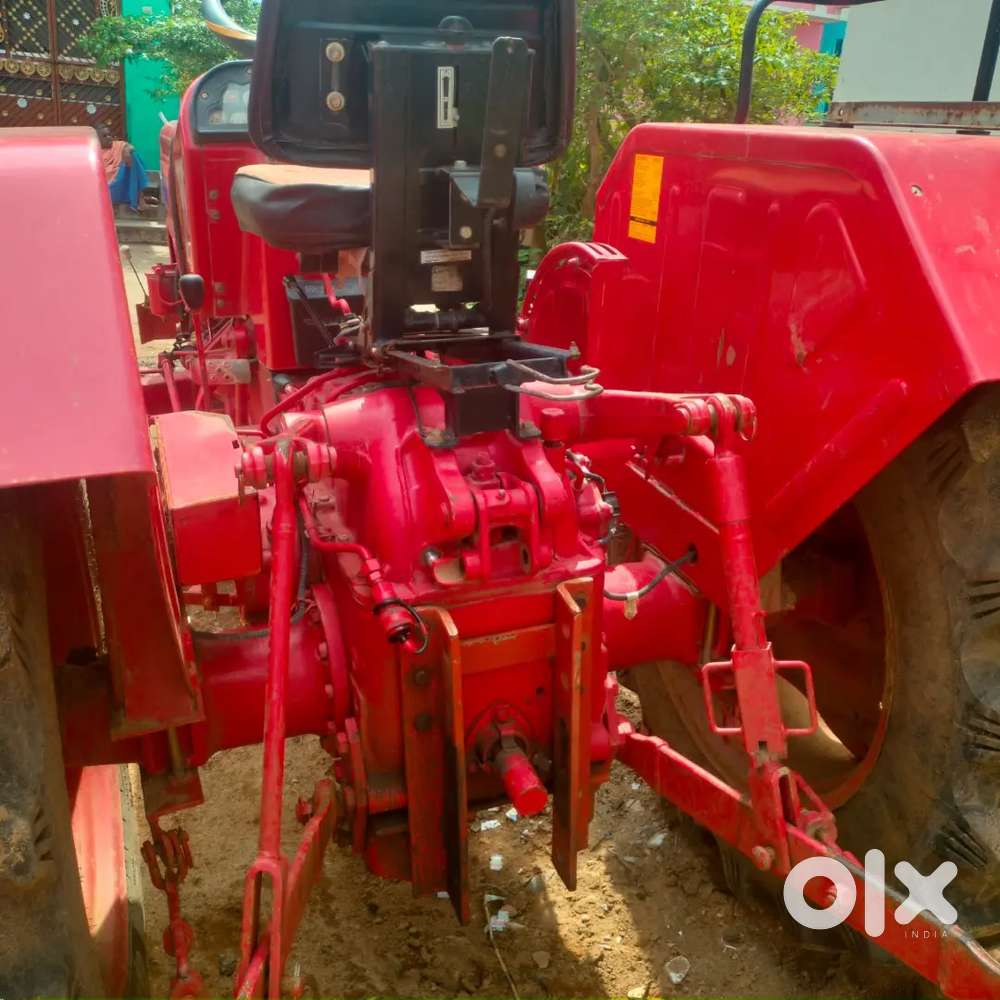 Mahindra new condition less running tractor