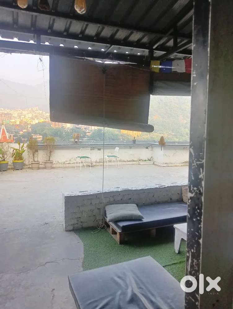 3 Housekeeping staff required