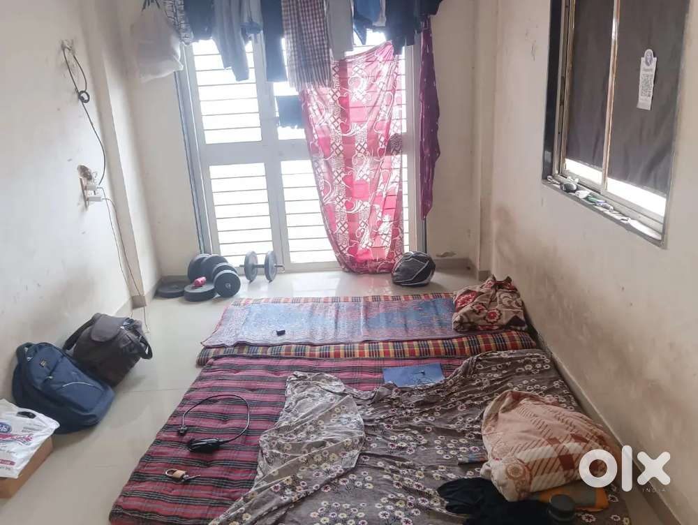 Ambegaon campus, Near Navale bridge 1Rk room available on Rent