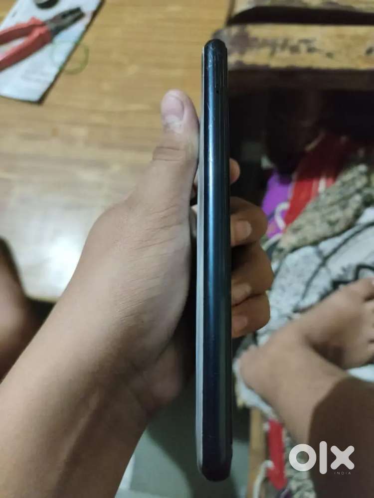 Samsung F22