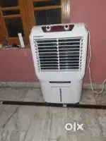 40 L personal cooler 3 months old