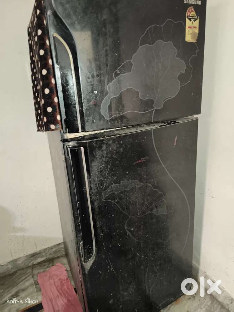 Samsung fridge 215 litres