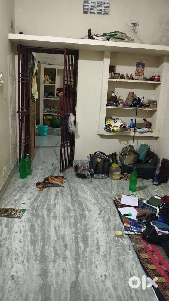 Need a girl room mate