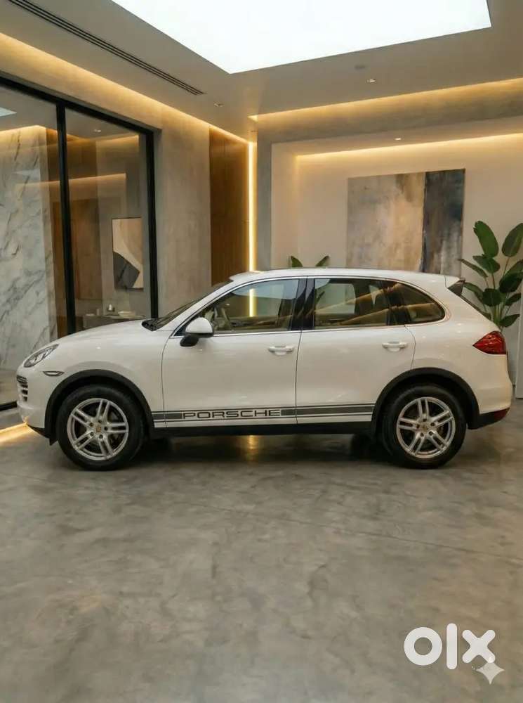 Porsche Cayenne 2013 Diesel 83000 Km Driven