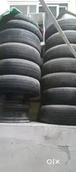 Good condition 2 mag-wheel and 11 tyres