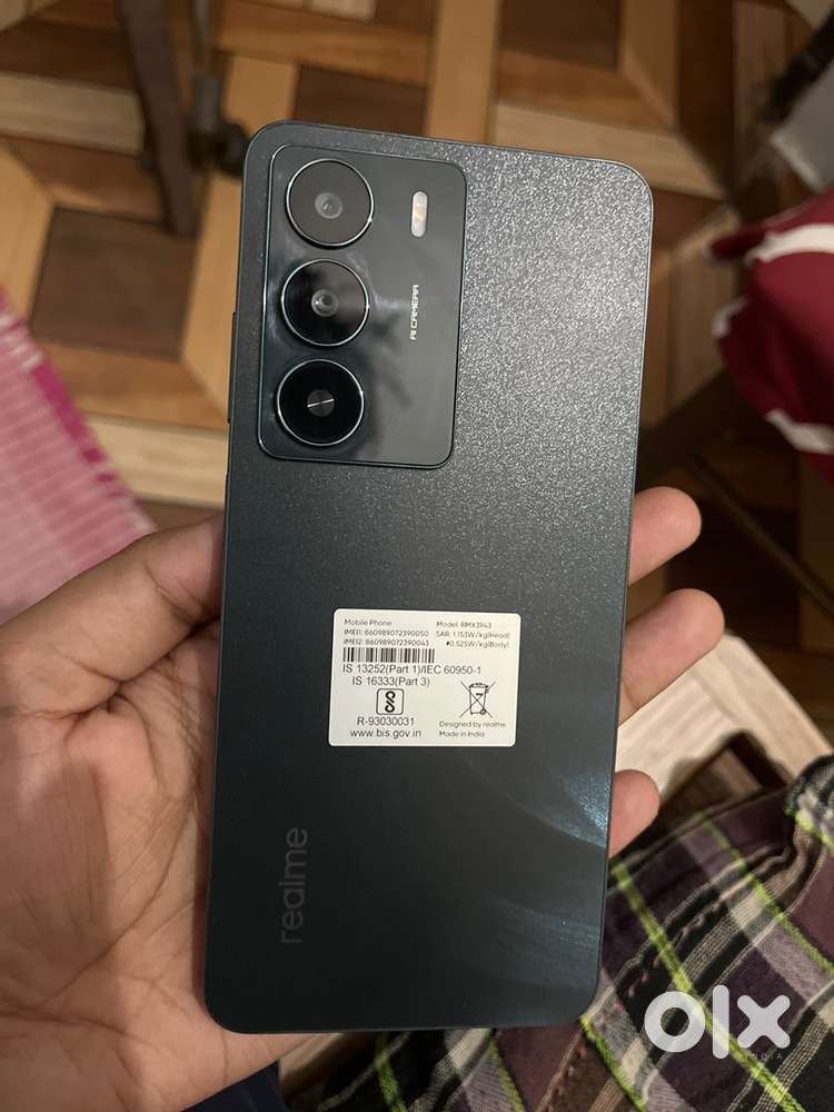 Totaly new phone … only one month use phone excellent condition…