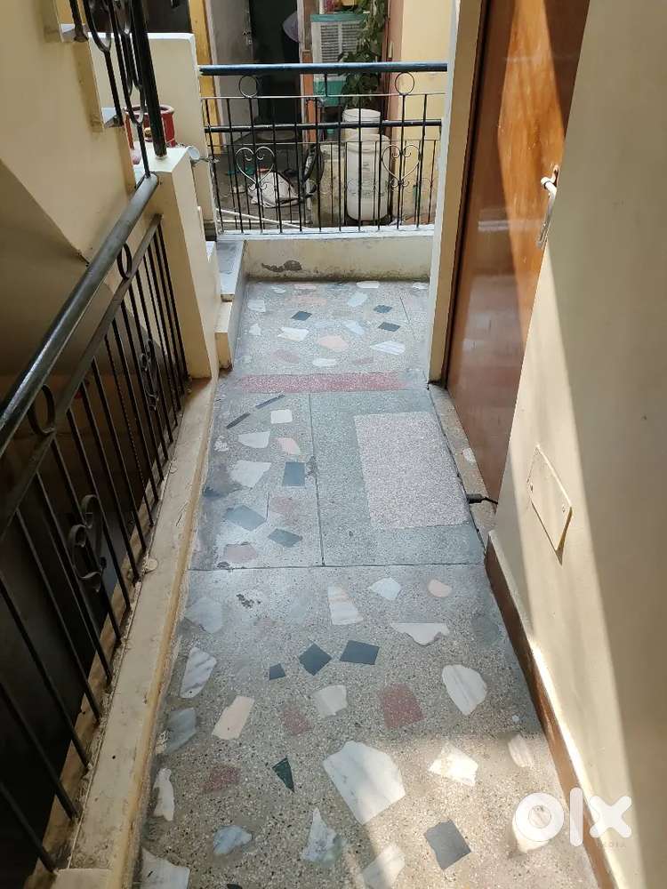 Two bedroom independent flat forrent near tuglakabadmetro no brokerage