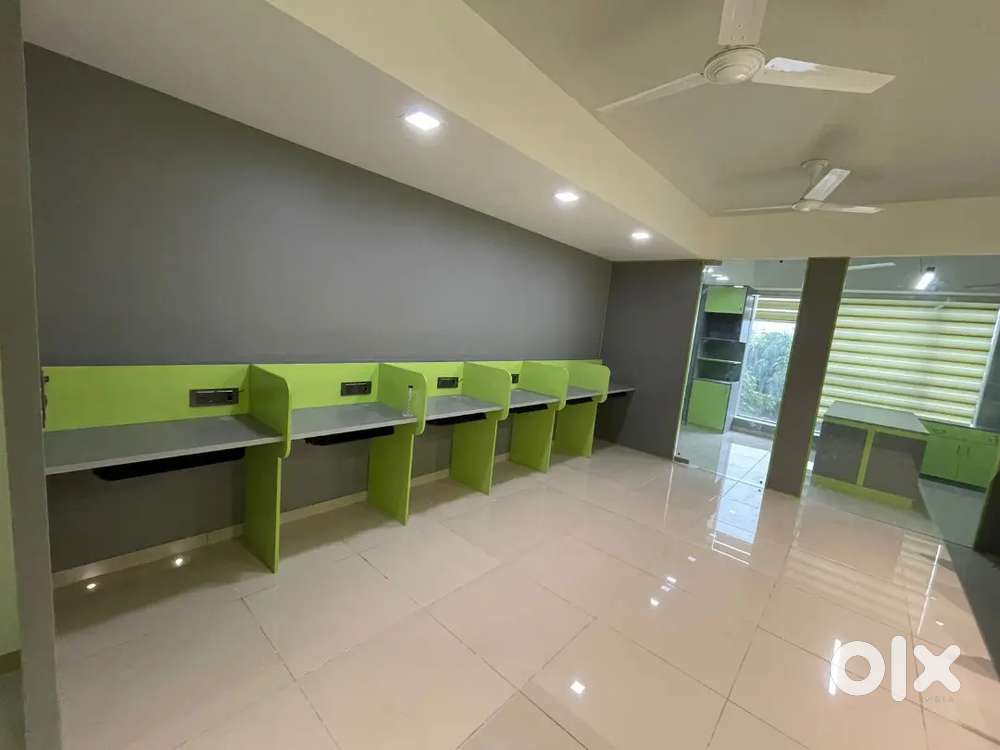 914 ft. Office for rent at Science City.