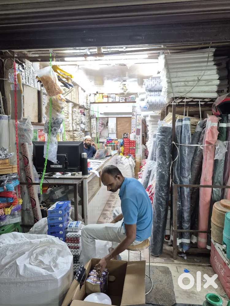 Need staaff for my tailoring material holesale shop