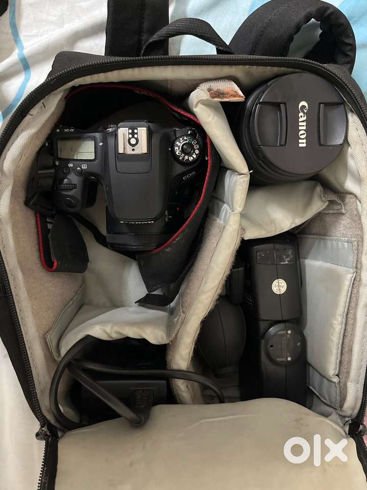 Canon 77D + 50mm prime