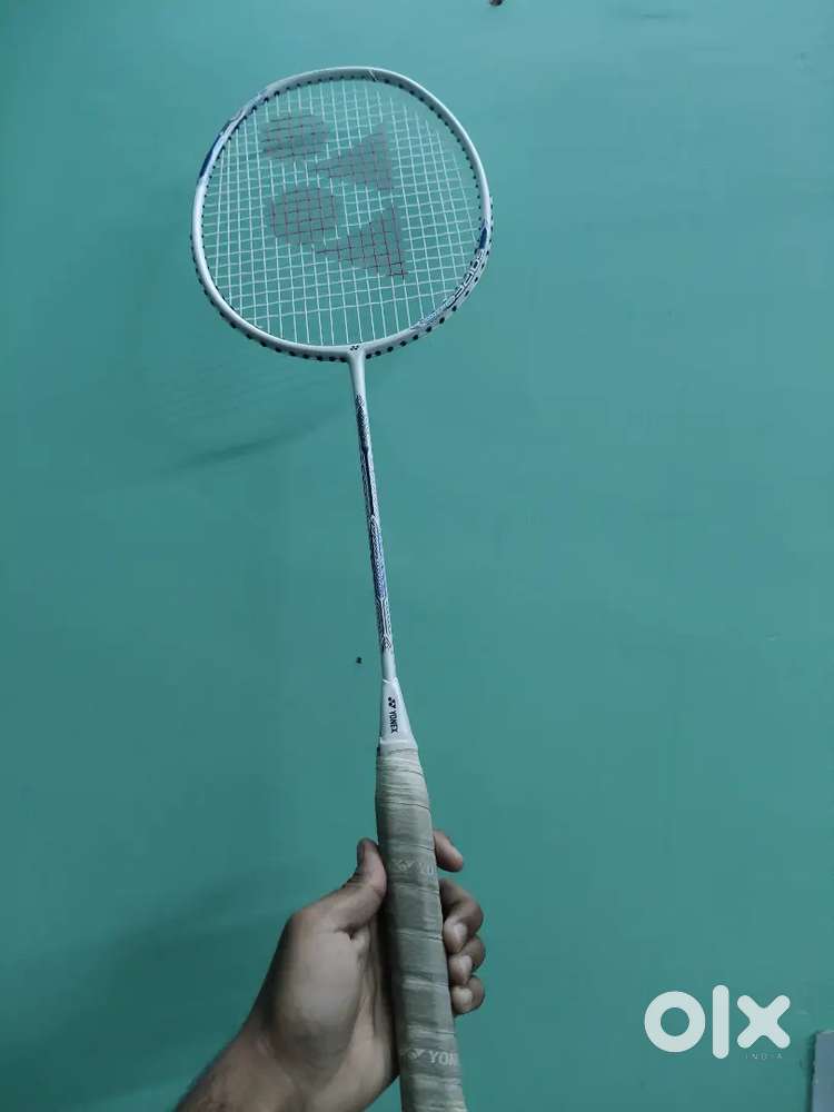 Yonex badminton (Astrox Attack 9)