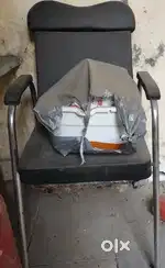 BEAUTY PARLOUR CHAIR