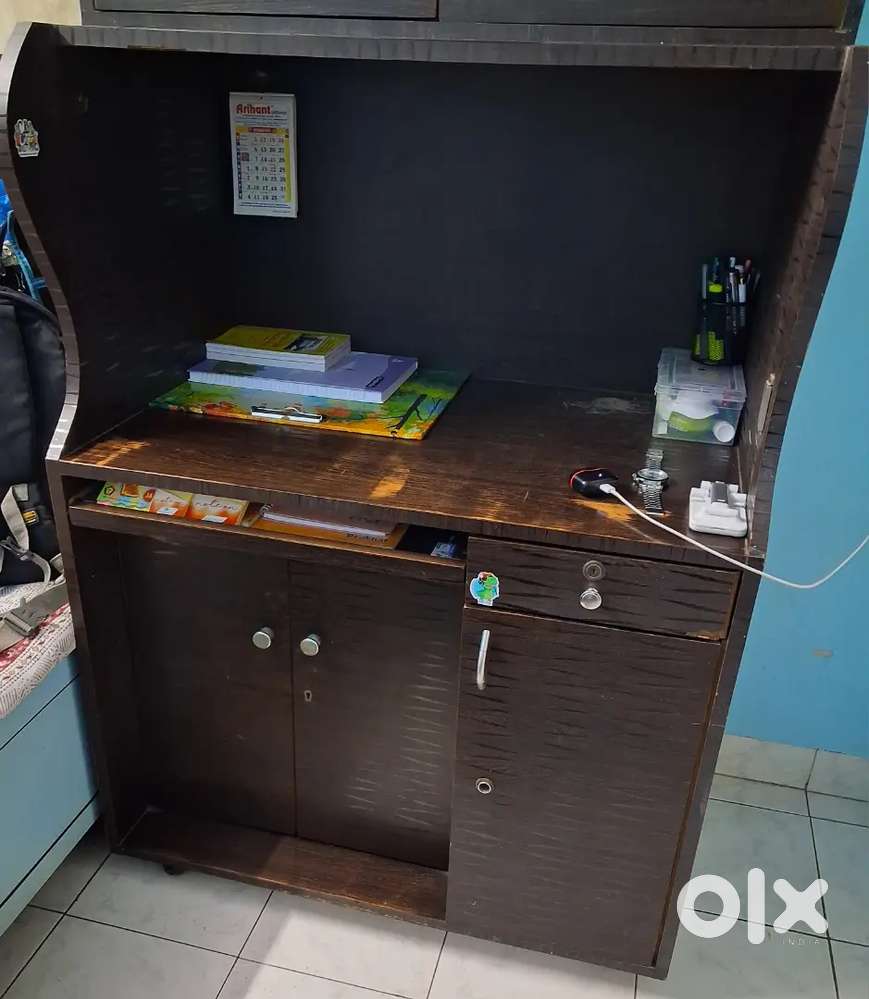 Computer Table (Marine Plywood)