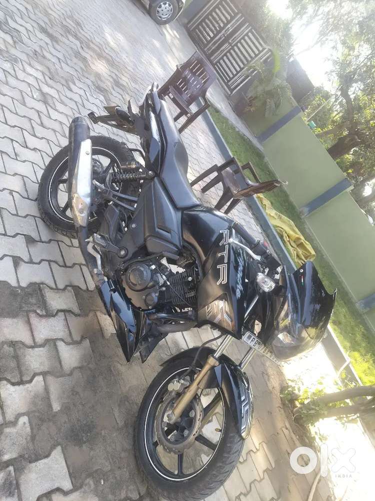 Apache rtr 180