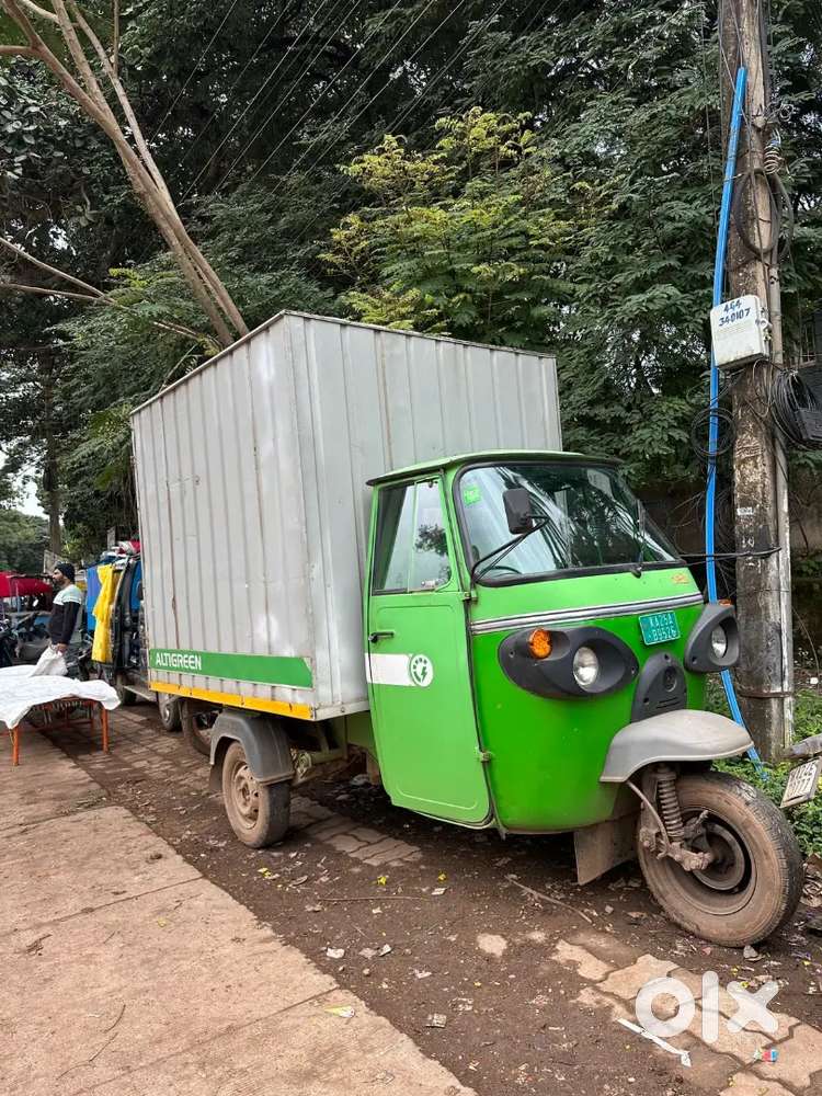 Sale and rent three wheeler vichal EV electric