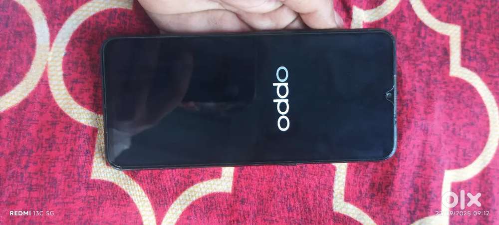 Oppo a31 phone me koi kharabi nhi he 4/64 phone he