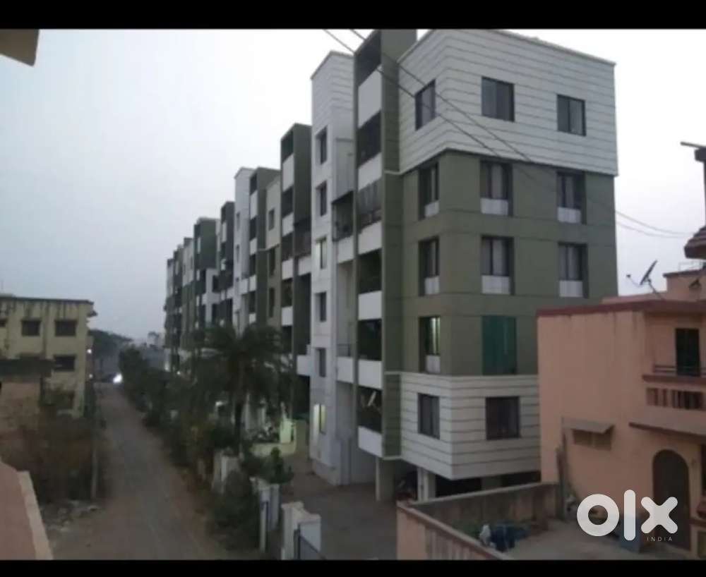 2Bhk flat 108E on rent near khalsa diary jakatnaka Dhanori pune