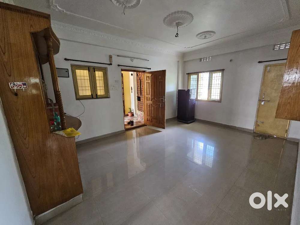 Spacious apartment for rent 2bhk