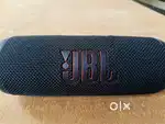 4 months old JBL FLIP 6 BLUTOOTH Speaker