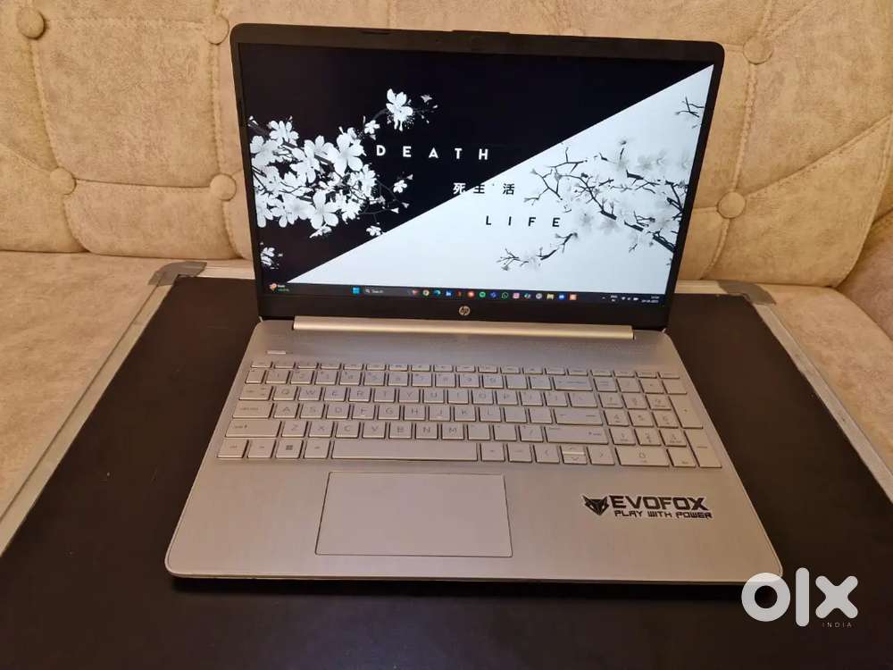 HP 15s 12th gen Intel core i3