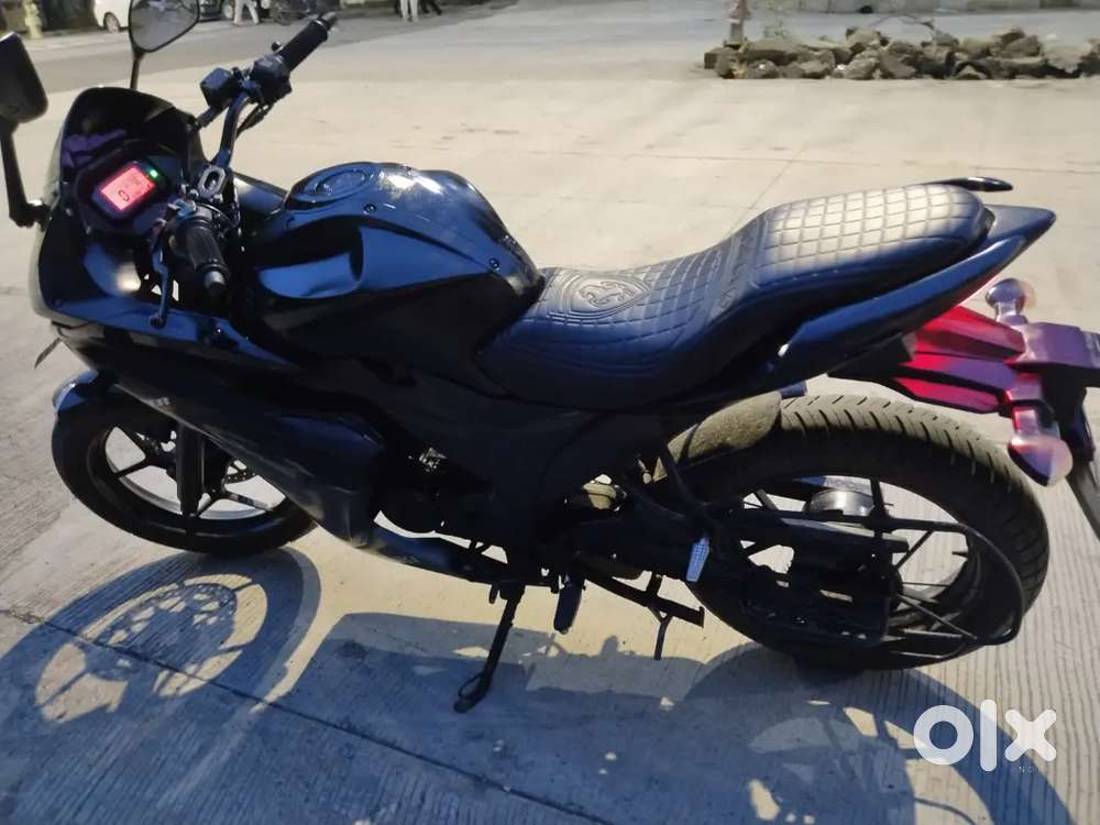 Gixer 150 c