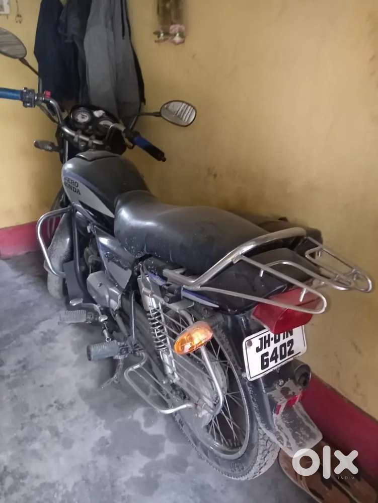 Full condition bike jyada chala nhi h