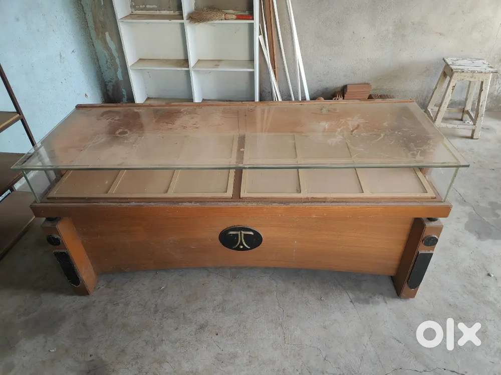 Sagwan Jewellery Shop Counter