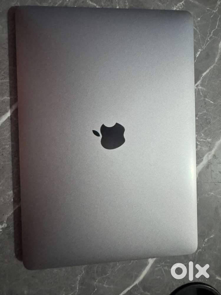 Apple Macbook Pro 13” (Mid 2017) 8, 256