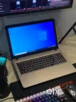 Asus Vivobook Laptop