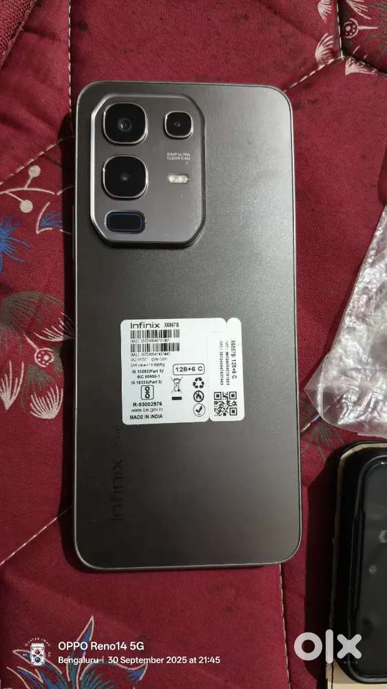Mobile is in good condition