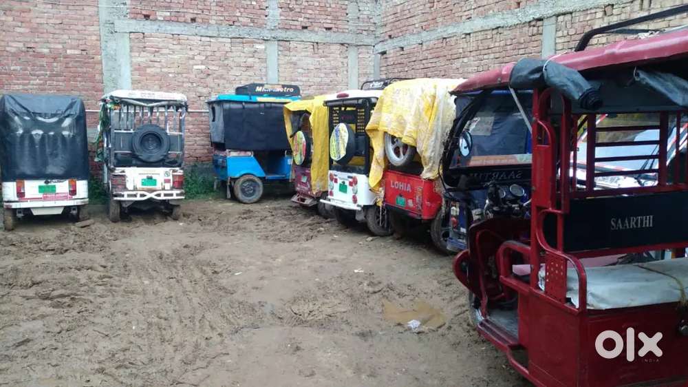 E Rickshaw Stand (Charging/Parking) for Sale