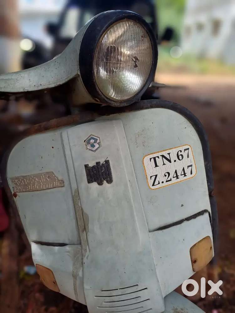 VINTAGE BAJAJ CHETAK SCOOTER