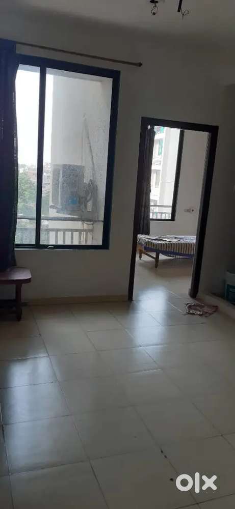 Vasna Bachelor/Family Allowed 1BHK Semi Furnished Flat For Rent