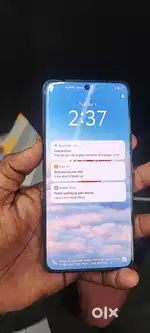 VIVO V 60 12GB 256 WITH BOX BILL 11 MONTHS WARRANTY AVAILABLE
