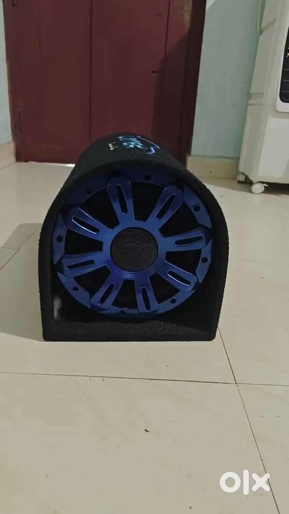 8inch subwoofer 3 months used