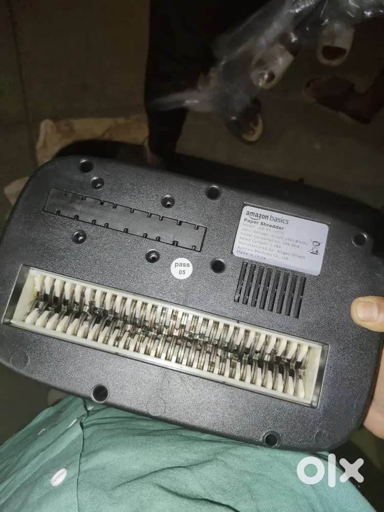 Paper shredder