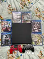 PS4 Slim Gaming with Many Games