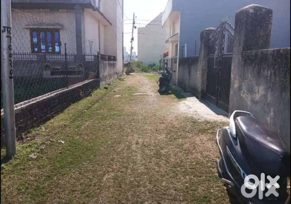 200 GAJ PLOT FOR SALE