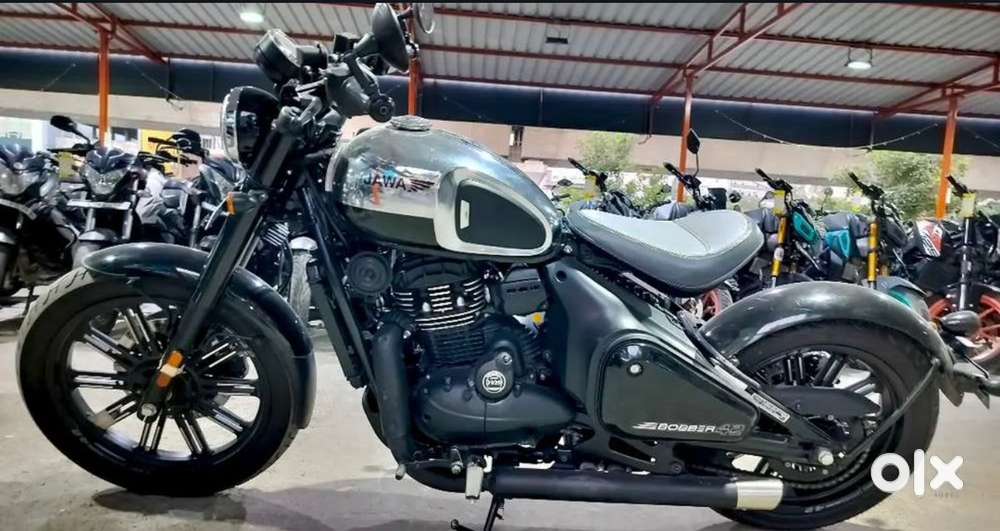 Brand new jawa 42 bobber modal 2024
