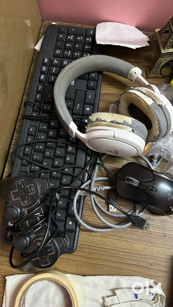 Mouse keyboard headphone