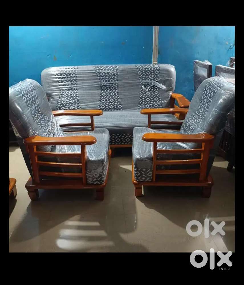 Brand new 3+1+1 teak wood wooden sofa set at wholesale price
